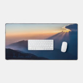 山、日の出の写真、ここにいよう引用文 デスクマット (キーボード&マウス)
