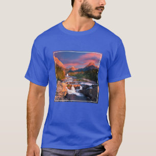 山 Glacier National Park, Montana Tシャツ