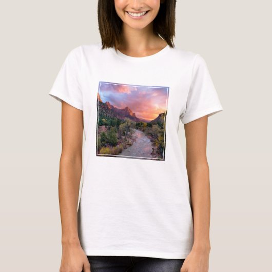 山 | The Watchman Zion Nathional Park Utah Tシャツ (正面)