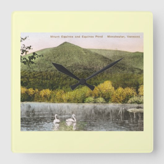 山Equinox、マンチェスター、バーモントヴィンテージ スクエア壁時計 (正面)