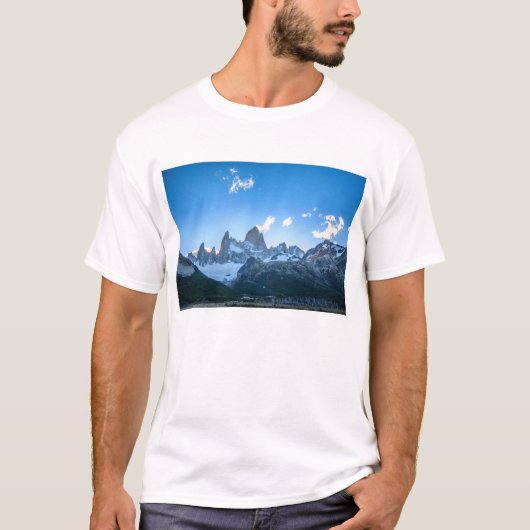 山Fitzローイ Tシャツ (正面)
