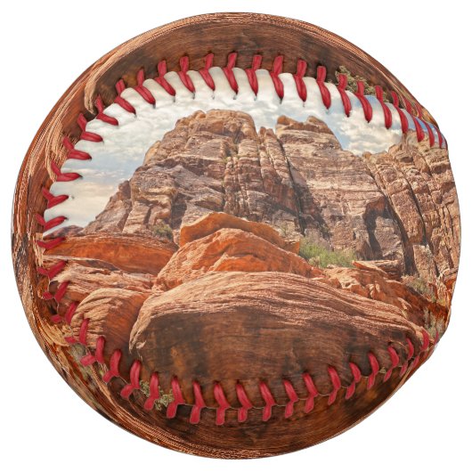 山HDRの写真 ソフトボール (正面左)