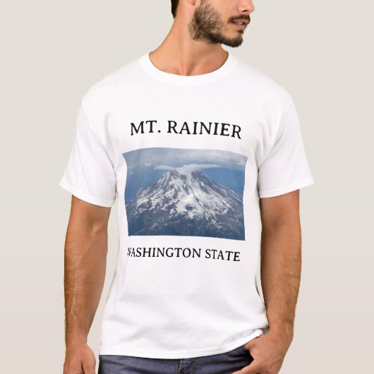 山Rainier空中写真ストラタス雲2 Tシャツ (正面)