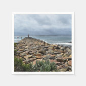 岩が海に出会う場所 – バスティオンポイント スタンダードカクテルナプキン (正面)