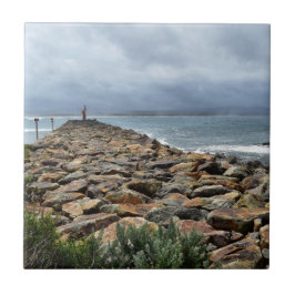 岩が海に出会う場所 – バスティオンポイント タイル