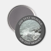 岩だらけの海の海岸の白黒写真 マグネット (正面/裏面)