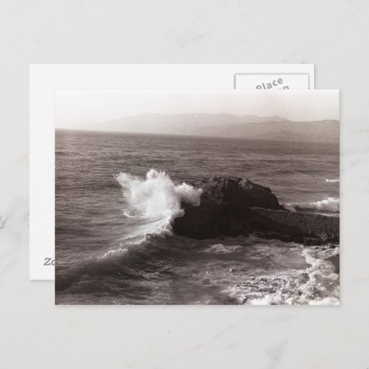 岩に砕ける波 ポストカード (正面/裏面)