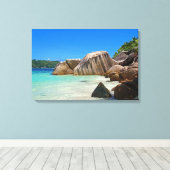 岩に覆われた海岸が美しい熱帯海 キャンバスプリント (インサイチュ (ウッドフロア))