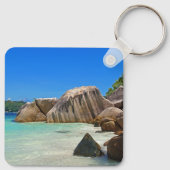 岩に覆われた海岸が美しい熱帯海 キーホルダー (裏面)