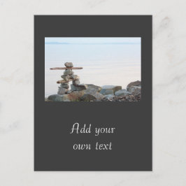 岩のスタッキングアートはビーチで。撮影はHao zhang ポストカード