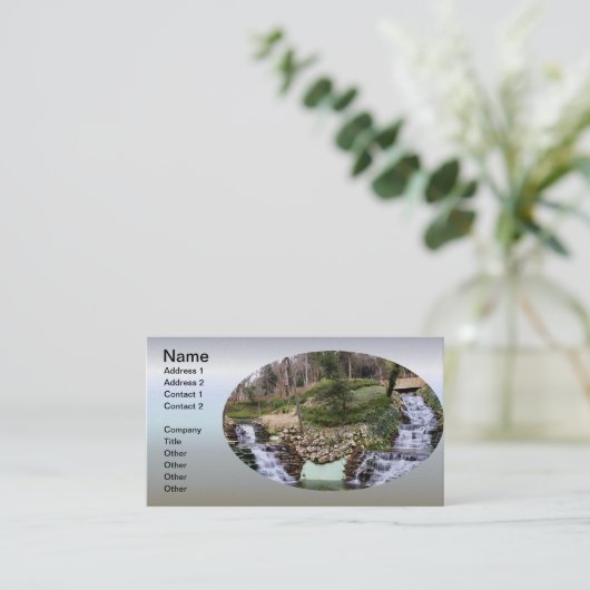 岩の上に二重の滝が短い 名刺 (スタンド正面)