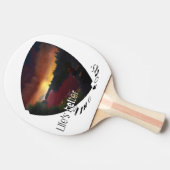 岩の上に命が勝った。岩の登山者 卓球ラケット (横)