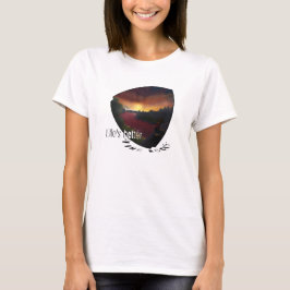 岩の上に命が勝った。岩の登山者 Tシャツ