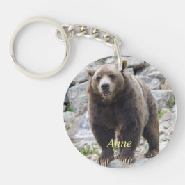 岩の上に立つコディアックベア キーホルダー