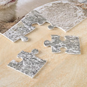 岩の上のチムンク ジグソーパズル (側面)