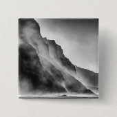 岩の上の霧 缶バッジ (正面)