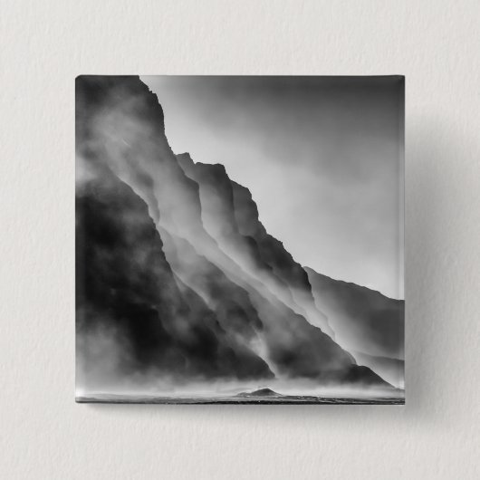 岩の上の霧 缶バッジ (正面)