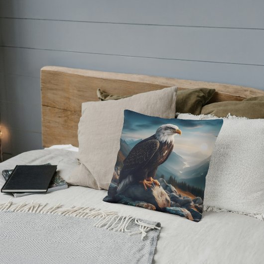 岩の多い地形に止まったワシ クッション