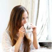 岩の水の色のパフィン、カスタム ツートーンマグカップ