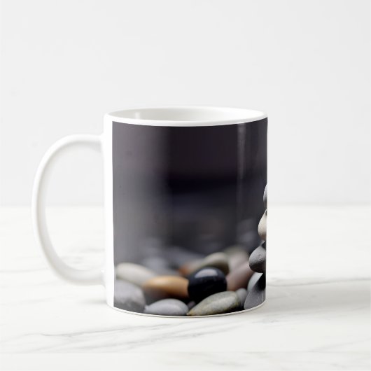 岩石礫砂の静かな平和 コーヒーマグカップ (左)