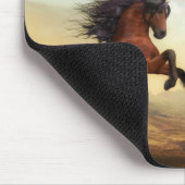 岩荷車を引く山の谷のフリシア馬 マウスパッド (コーナー)