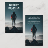 岩運層に立つ人間のリュック 名刺 (正面/裏面)