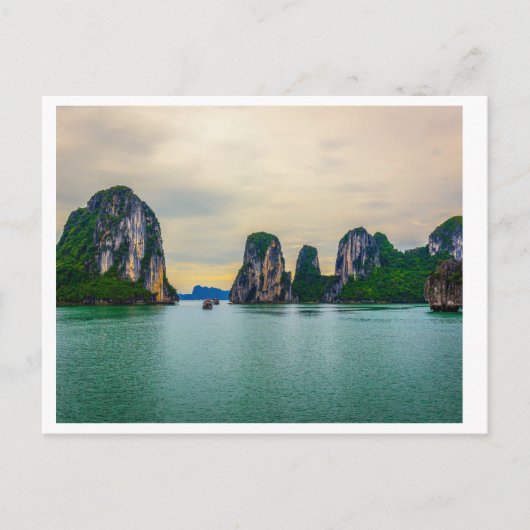 岩間の狭い通路 ポストカード (正面)