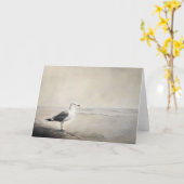 岸辺の孤独なカモメ カード (黄色い花)