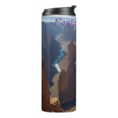 峡谷を通して空気の流れに乗るシルフ タンブラー (回転左)