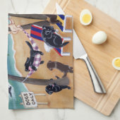 島の夏期休暇のラブラドールの絵を描くこと キッチンタオル (四つ折り)