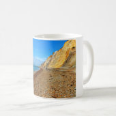 崖とビーチアットアルムベイ コーヒーマグカップ (正面右)