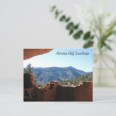 崖に建てられた家からの山景色 ポストカード (スタンド正面)