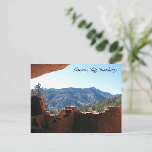 崖に建てられた家からの山景色 ポストカード (スタンド正面)