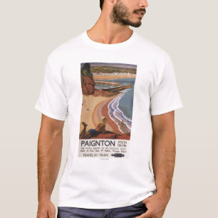 崖に見ているイギリスの鉄道の女の子 Tシャツ