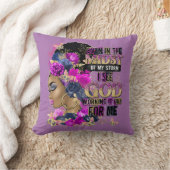 嵐の中で女王ブラックメラニン女性の茶色の肌 クッション (ブランケット)