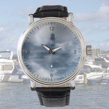 嵐の中の灯台 – バルト海