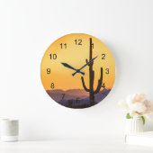 嵐の前のスコッツデールの夕日 ラージ壁時計 (ホーム)