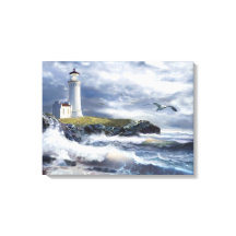 嵐の前夜の北のヘッドライトハウス