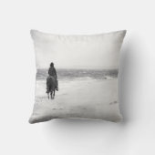 嵐の時代 –  クッション (裏面)