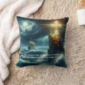 嵐の海で船を案内するゴールデンクロス クッション (ブランケット)