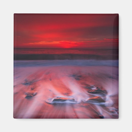 嵐の海の夜明け マグネット (正面)