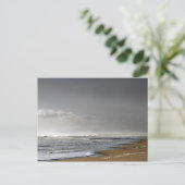 嵐の海、遠い桟橋 ポストカード (スタンド正面)