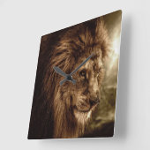 嵐の空に対するライオン スクエア壁時計 (傾斜)