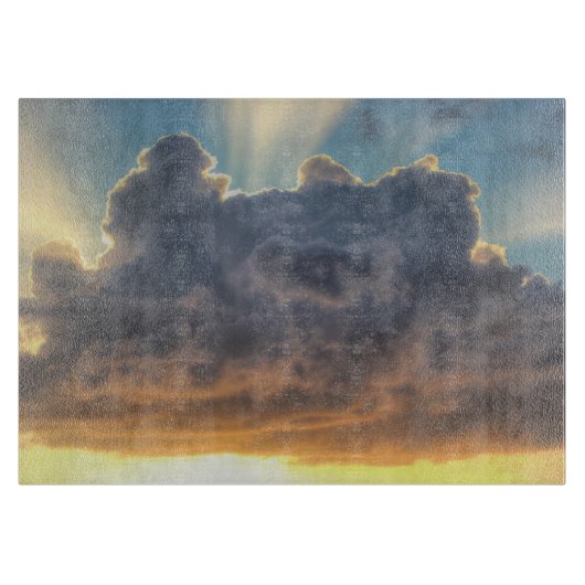 嵐の雲に照らされた夕日 カッティングボード (正面)