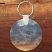 嵐の雲に照らされた夕日 キーホルダー (正面)