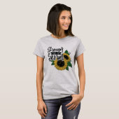 嵐より強い。エンパワメント Tシャツ (正面フル)