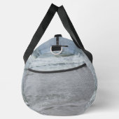 嵐威厳のあるの空の下の波のある海 ダッフルバッグ (右)