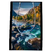 川と山の風光明媚な写真 ミディアムペーパーバッグ (裏面)