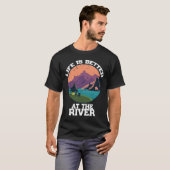 川に浮かぶ引用文 人生 キャンプ Tシャツ (正面フル)