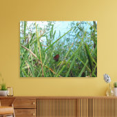 川のそばの蝶 キャンバスプリント (インサイチュ (リビング))